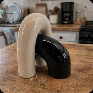 Room Essentials Stoneware Nested Black White Arch Salt & Pepper Shaker Set